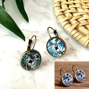 Blue Bird Antique Vintage Style Earrings Round Circle Small Fashion Drop NEW